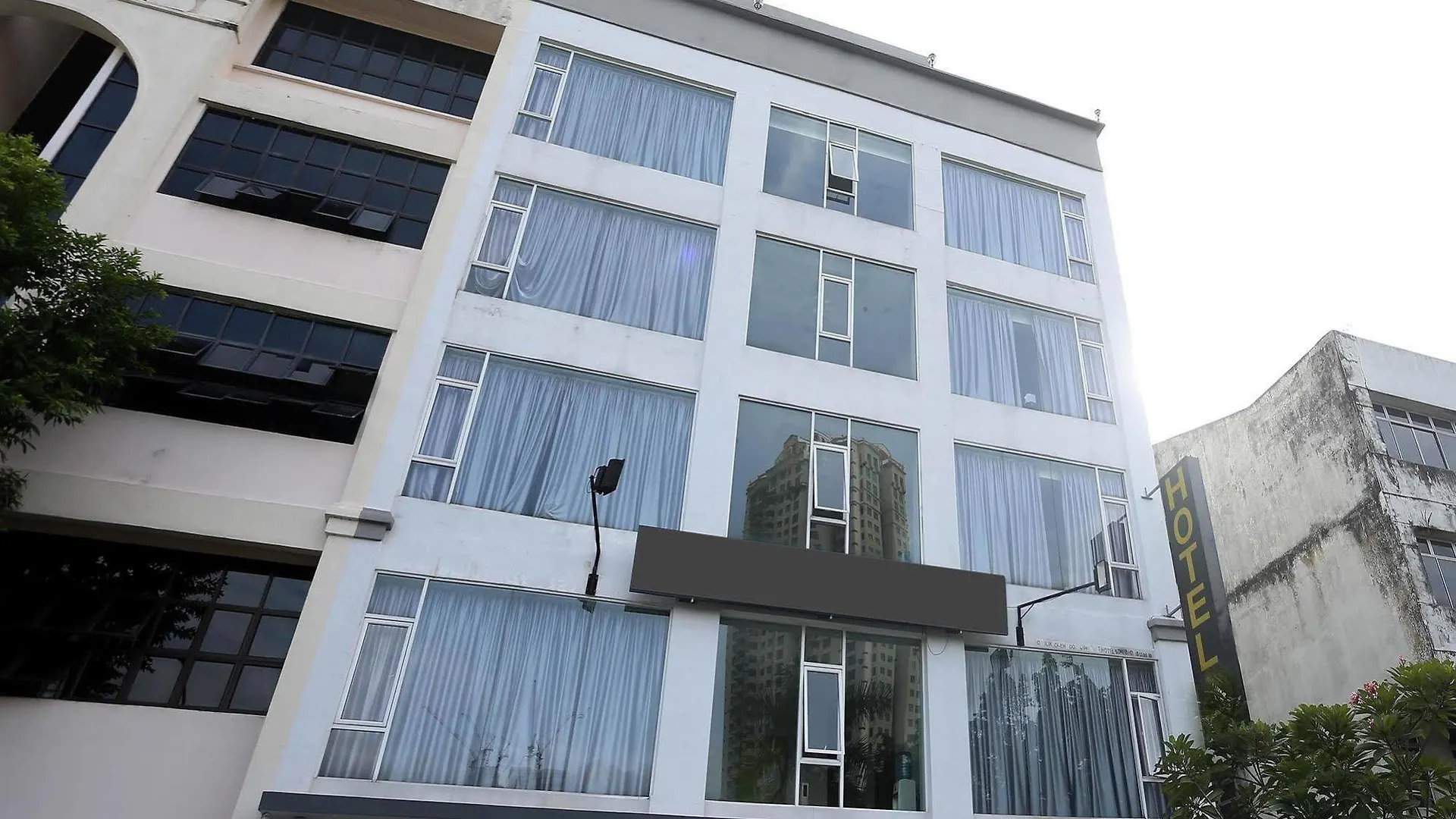 Golden Court Hotel - Tun Abdul Razak Johor Bahru