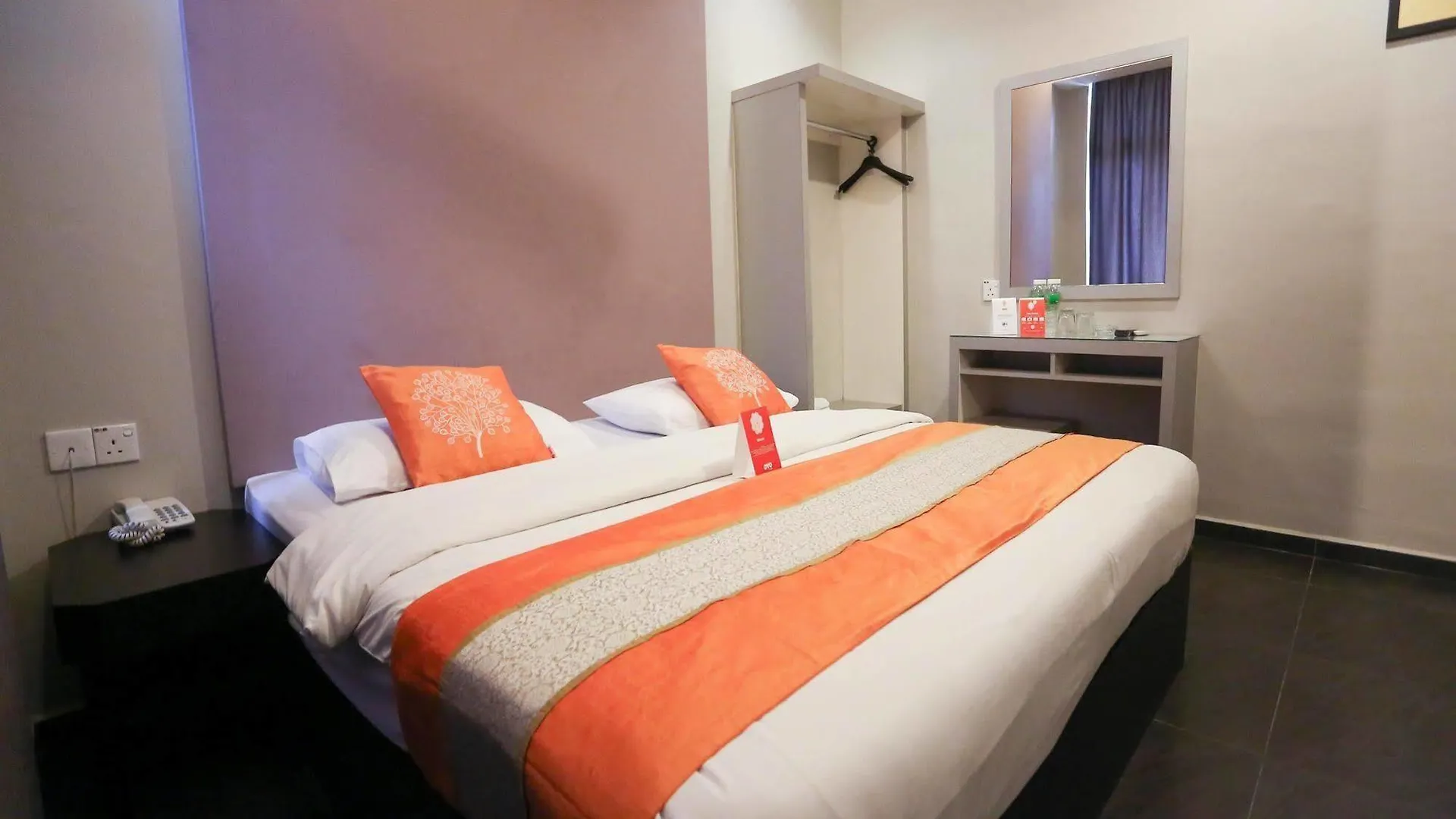 Golden Court Hotel - Tun Abdul Razak Johor Bahru
