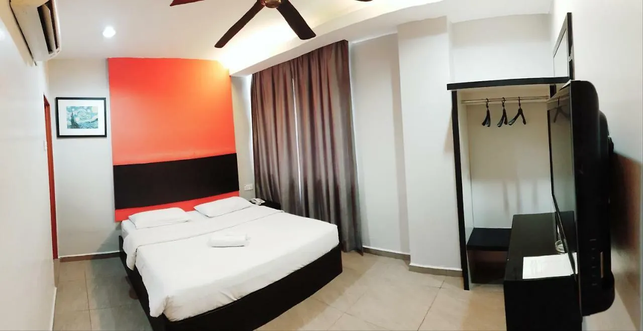 Golden Court Hotel - Tun Abdul Razak Johor Bahru 3*,